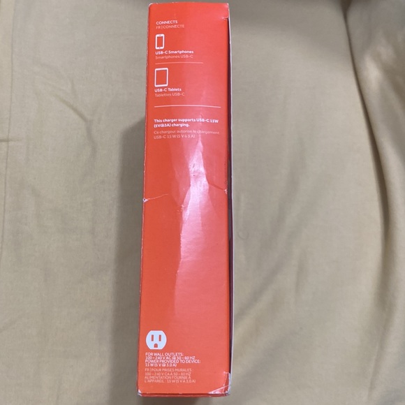 Griffin PowerBlock USB-C Wall Charger - Open Box - $15 obo - Picture 3 of 4
